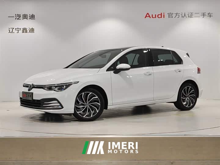 Volkswagen Golf 2023 facelift 280TSI DSG Pro - автомобиль из Китая