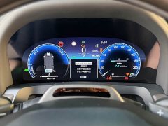 Toyota Wilfa Crown Dual Engine 2.5L Supreme Executive Edition - фото 10
