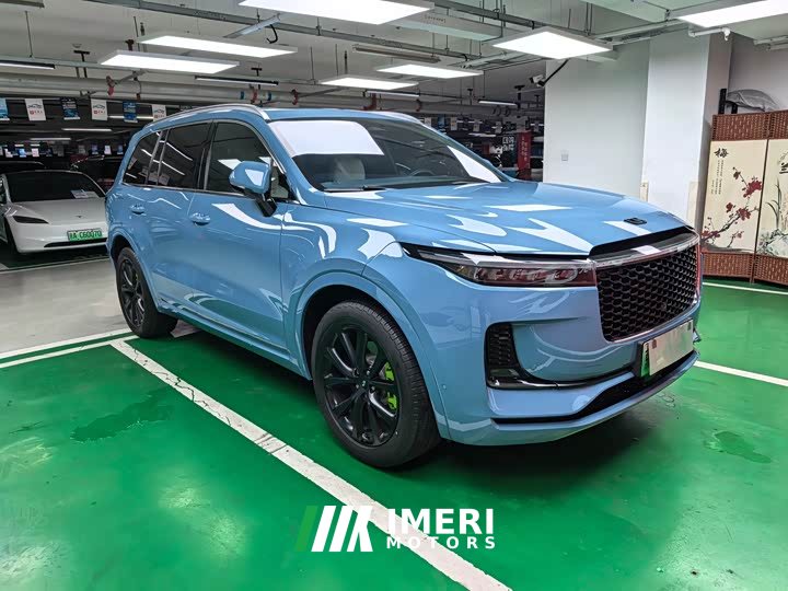 Li Auto ONE Extended-Range 6-Seater - автомобиль из Китая