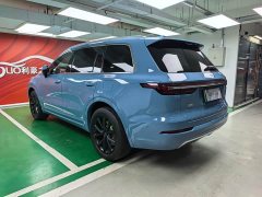 Li Auto ONE Extended-Range 6-Seater - фото 5