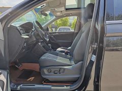 Volkswagen Tiguan L 330TSI automatic two-wheel drive R-Line version - фото 10