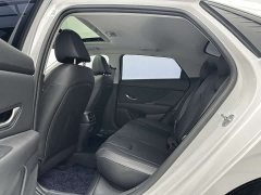Lexus Elantra 2022 1.5L CVT LUX Premium Edition - фото 6
