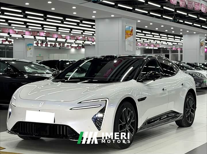 Avatr 06 Ultra pure electric version - автомобиль из Китая