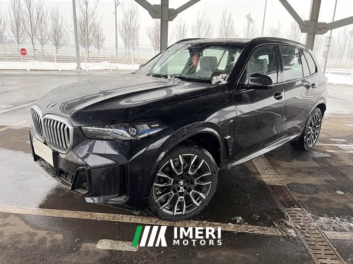 BMW X5 xDrive40Li M Sport Night Package - автомобиль из Китая