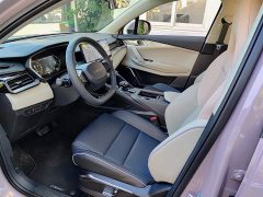 Lynk & Co 06 EM-P 1.5T Remix PHEV Shero - фото 7