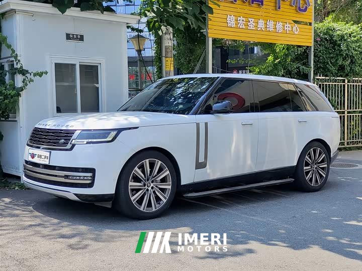 Land Rover Range Rover 2024 3.0 L6 400PS Extended Edition, seven seats - автомобиль из Китая