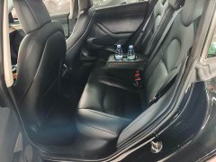 Tesla Model 3 rear-wheel drive version - фото 6
