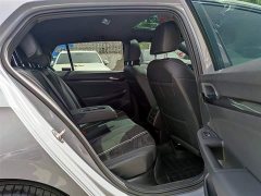 Volkswagen Golf 2023 facelift 280TSI DSG R-Line Lite - фото 11