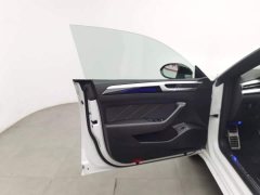 FAW-Volkswagen CC 380TSI eye-catching version - фото 8