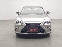 Lexus ES 200 Excellence Edition - фото 3