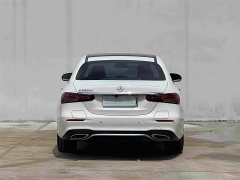 Mercedes-Benz E-Class New Energy 2022 E 350 e L plug-in hybrid sedan - фото 4