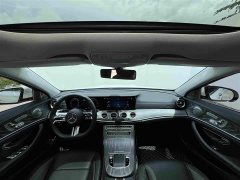 Mercedes-Benz E-Class New Energy 2022 E 350 e L plug-in hybrid sedan - фото 8