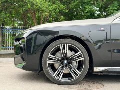 BMW i7 2023 xDrive60L M Sports Package - фото 4