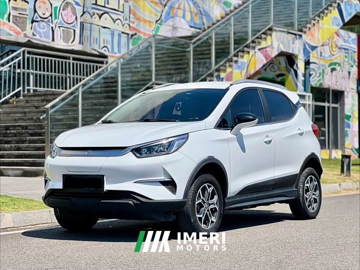 BYD Yuan Pro 401KM luxury - автомобиль из Китая