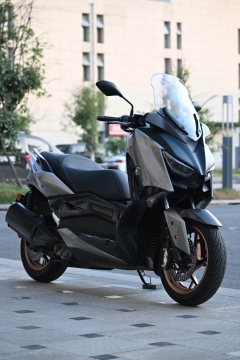 Yamaha XMAX 300 cc - фото 1