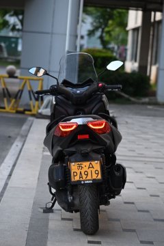 Yamaha XMAX 300 cc - фото 6