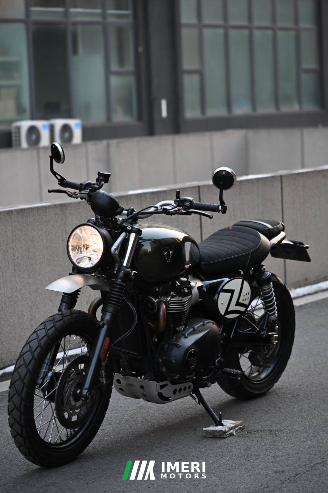 Triumph Scrambler 900 - мотоцикл из Китая