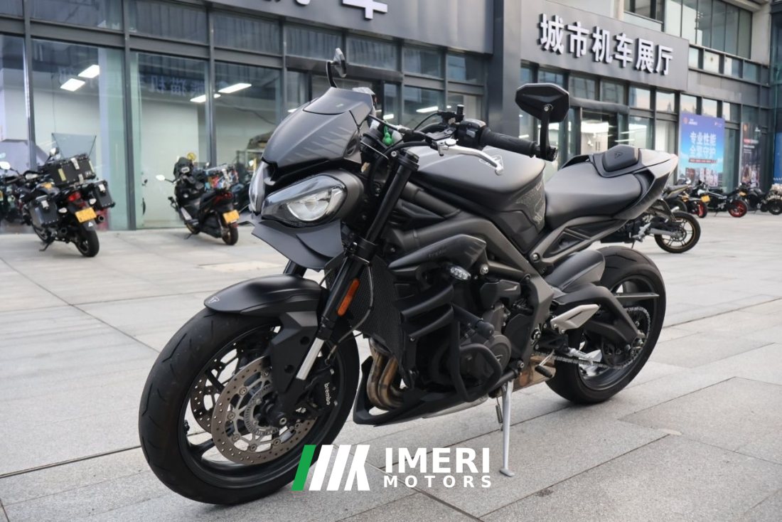 Triumph Street Triple 765 - мотоцикл из Китая