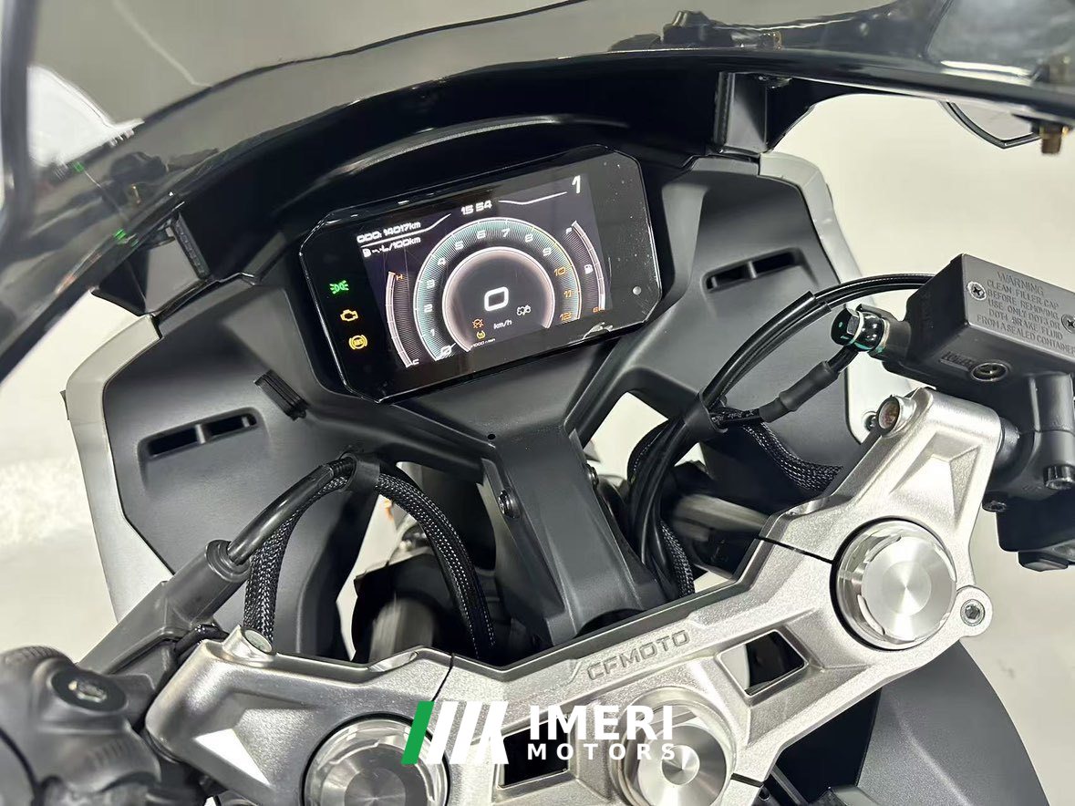 2023 CFMOTO 250SR