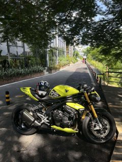 Triumph Speed Triple 1200 - фото 1