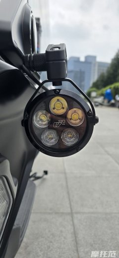 QJMOTOR Hong 350 - фото 2