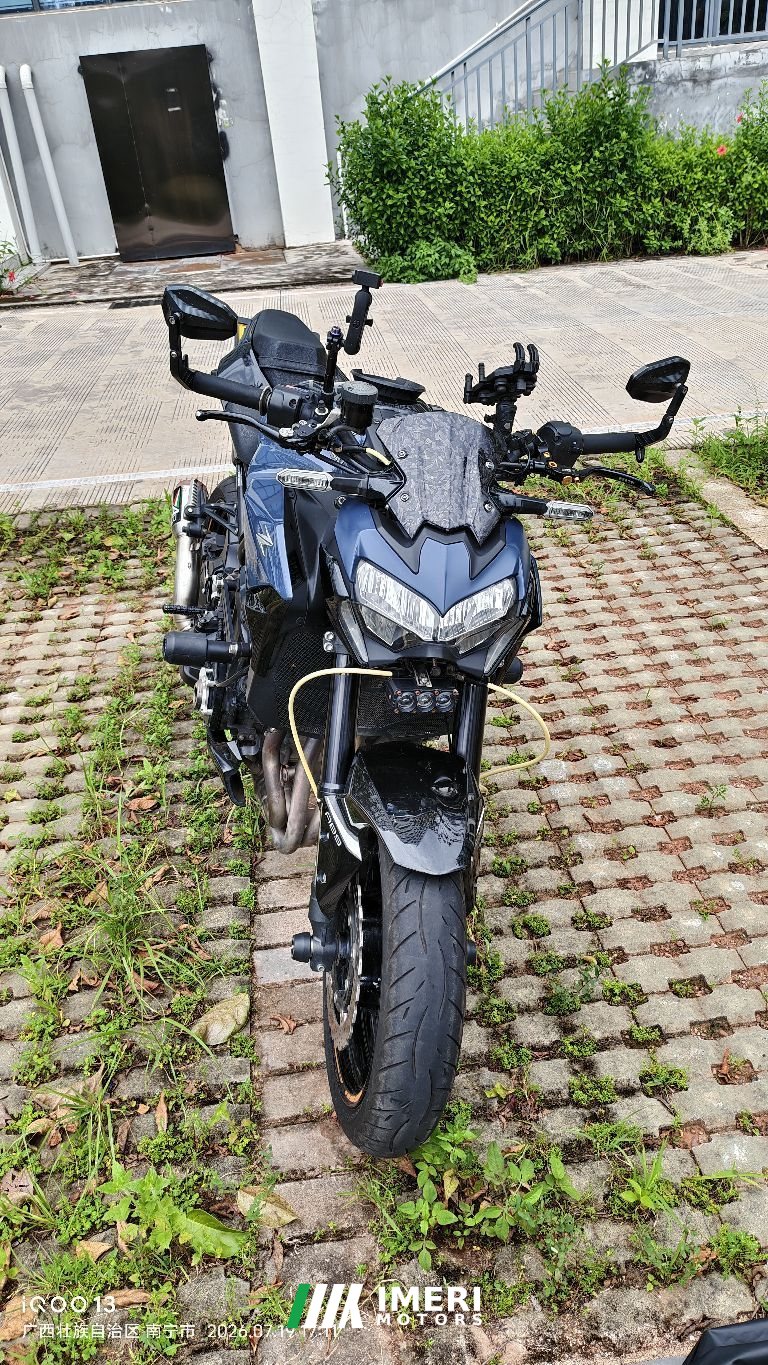 Kawasaki Z900 950 cc - мотоцикл из Китая