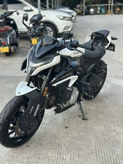CFMOTO 675NK - фото 1