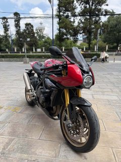 Triumph Speed Triple 1200 RR - фото 3