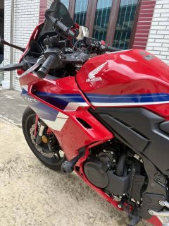 Honda CBR400R - фото 9