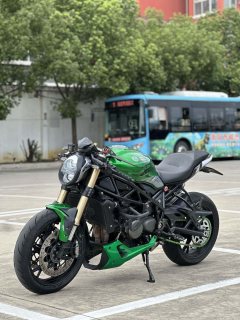Benelli 752S 750 cc - фото 3