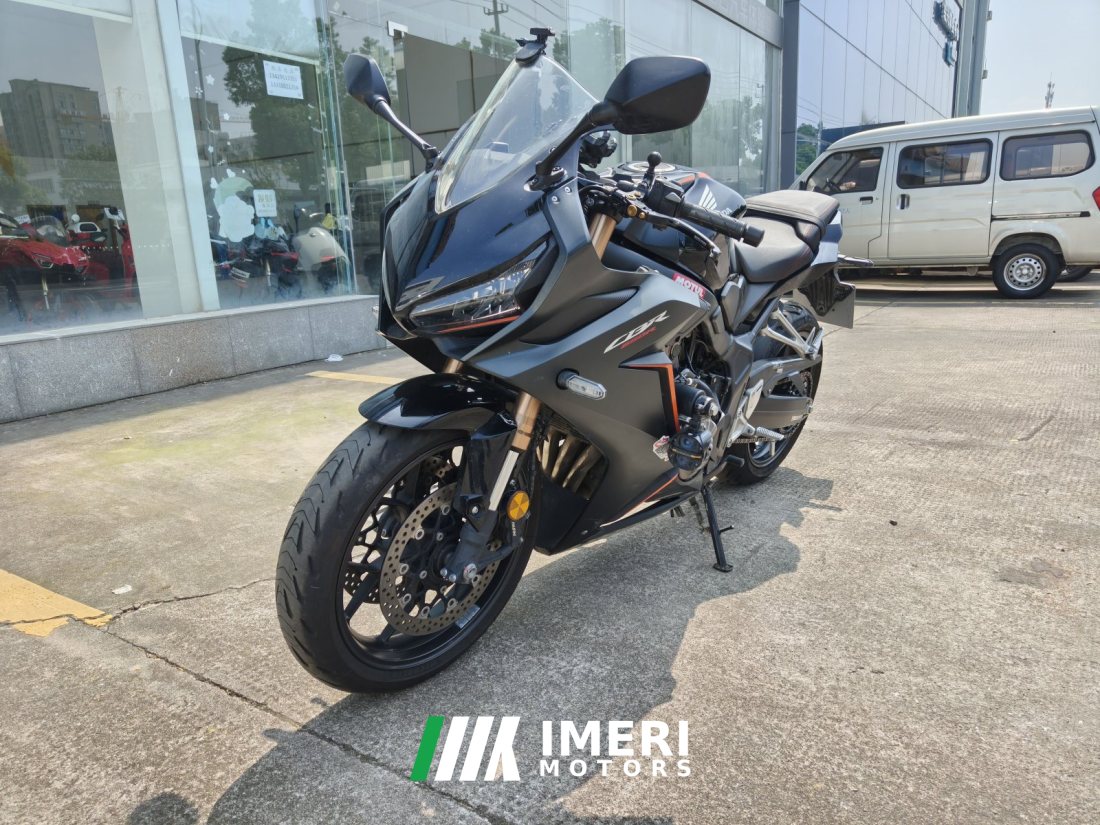 Honda CB650R - мотоцикл из Китая