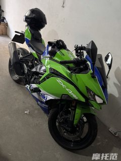 Kawasaki ZX-4R 400 cc - фото 2