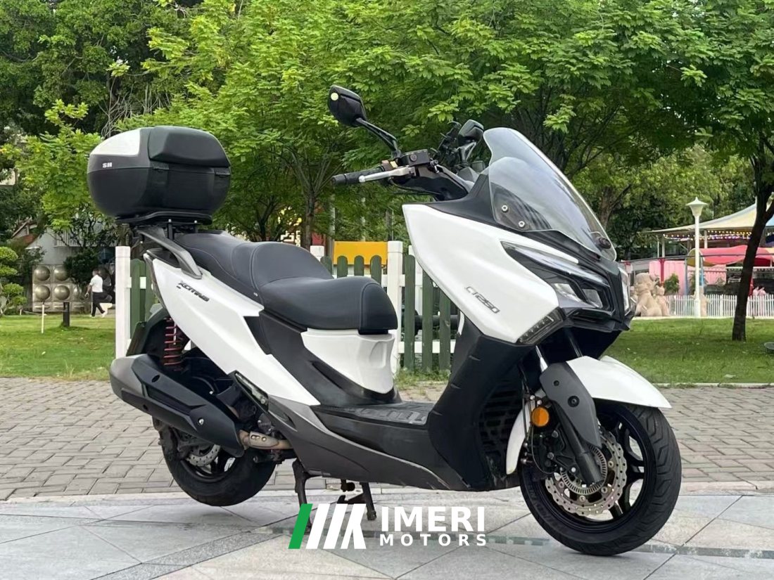KYMCO Rowing CT250 - мотоцикл из Китая