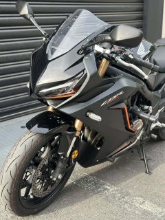 Honda CBR650R - фото 7