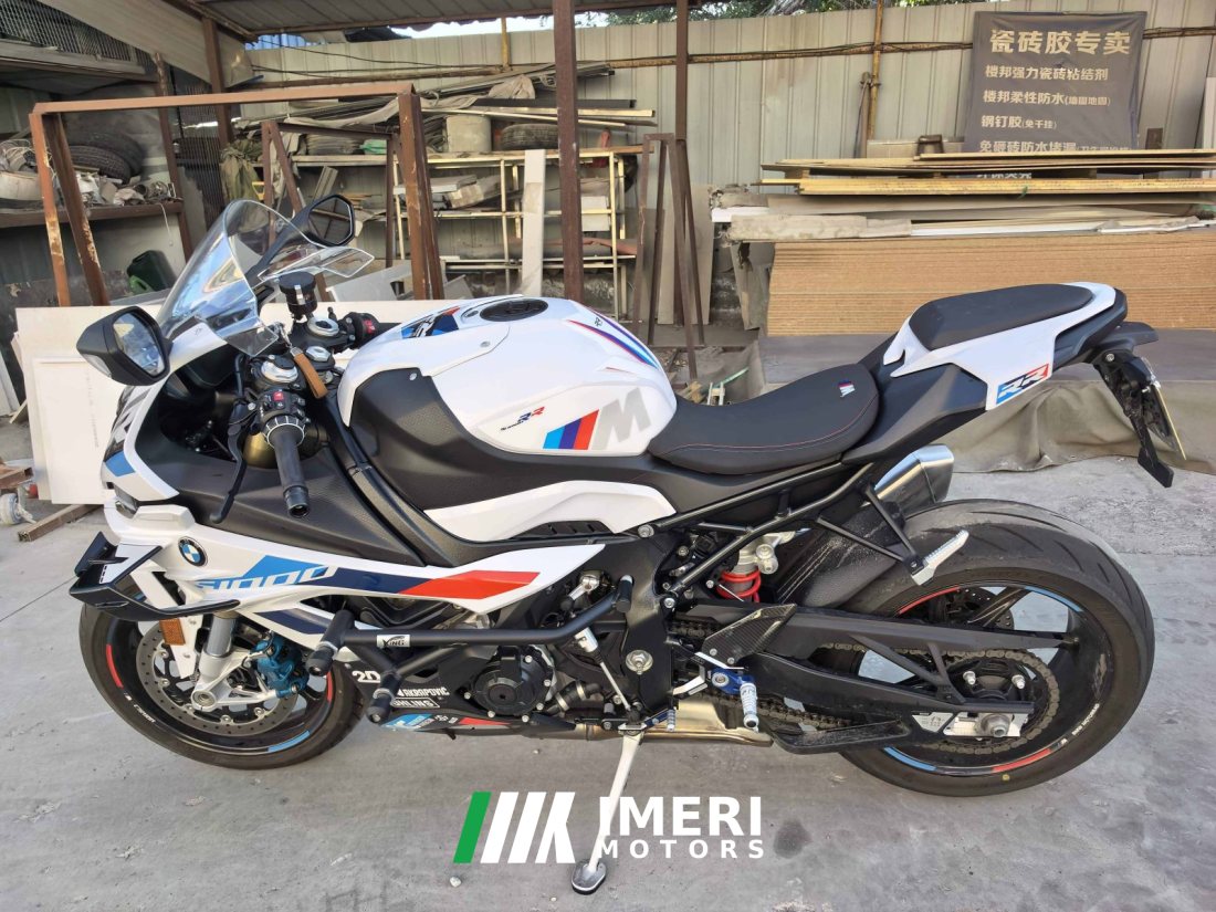 BMW S 1000 RR - мотоцикл из Китая