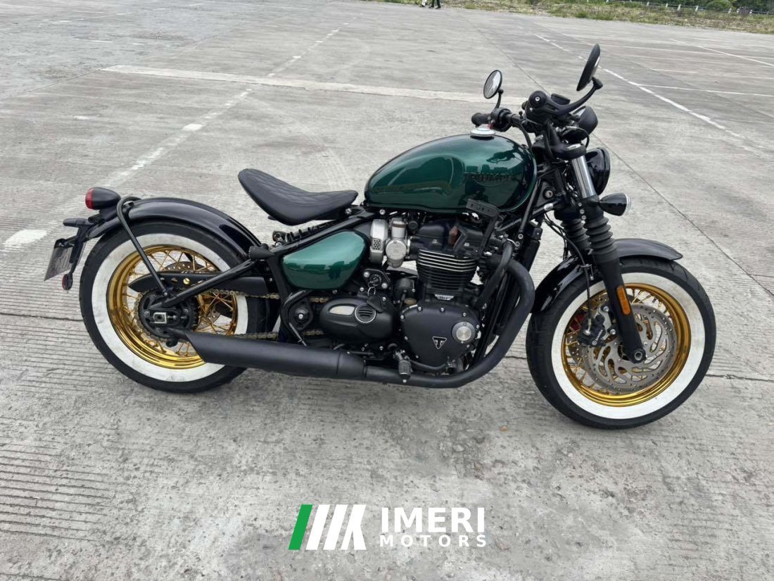 Triumph Bonneville Bobber 1200 cc - мотоцикл из Китая