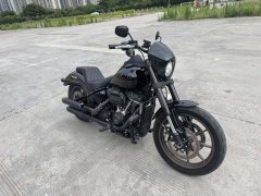 Harley-Davidson Low Rider S 1923 cc - фото 2