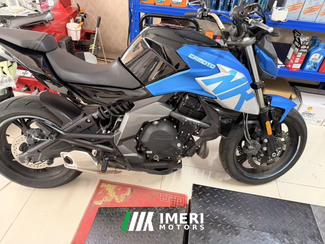 CFMOTO 400NK - мотоцикл из Китая