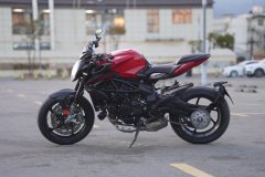 MV Agusta Brutale 800 - фото 7