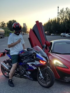 BMW S 1000 RR - фото 1