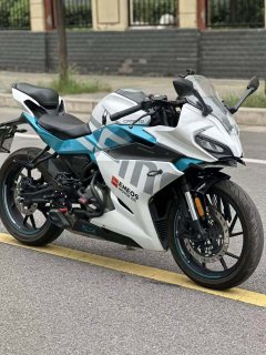 CFMOTO 250SR - фото 1