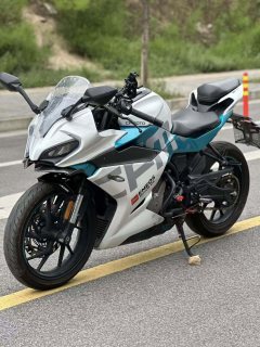 CFMOTO 250SR - фото 3
