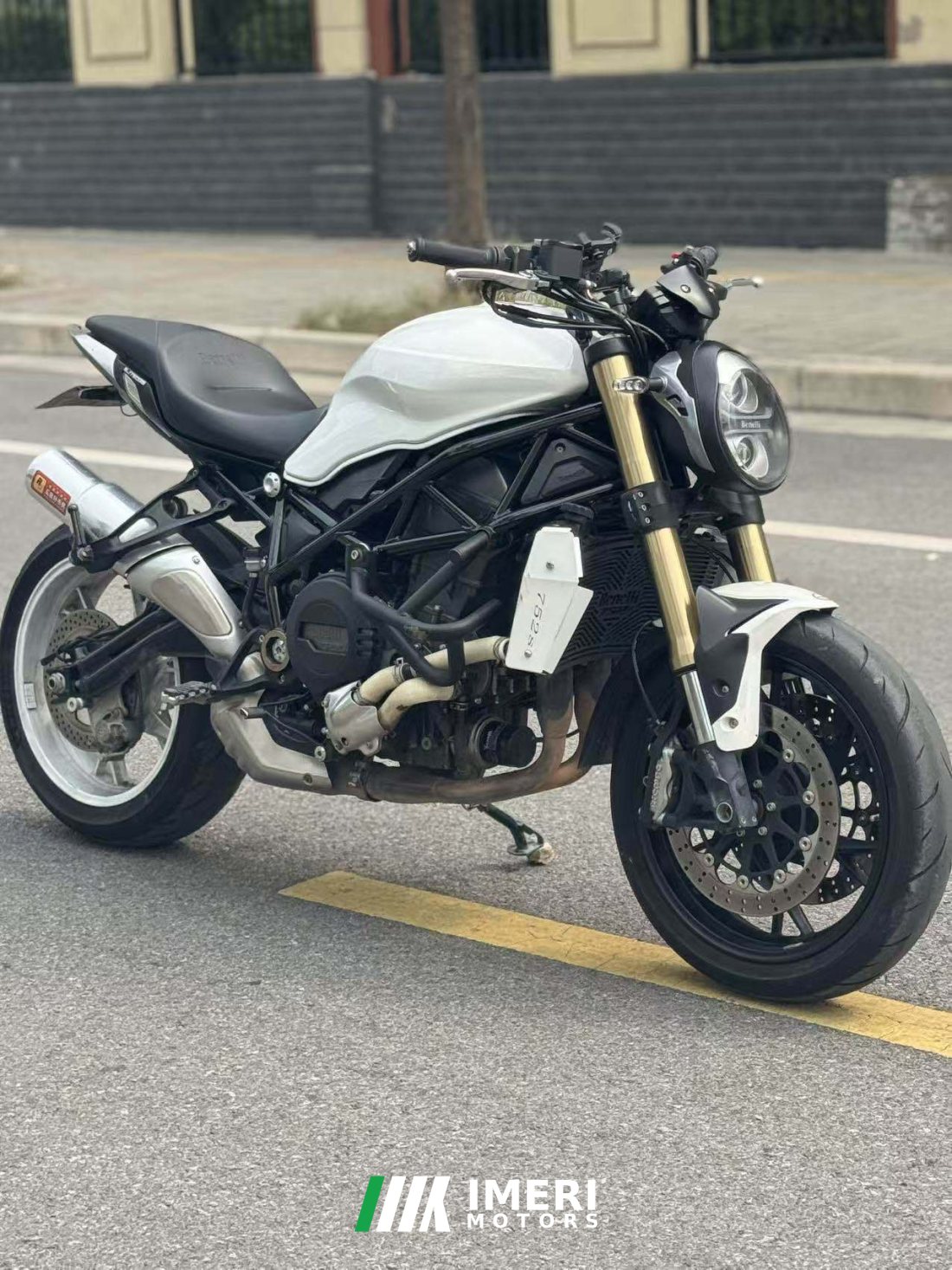 Benelli 752S 750 cc - мотоцикл из Китая