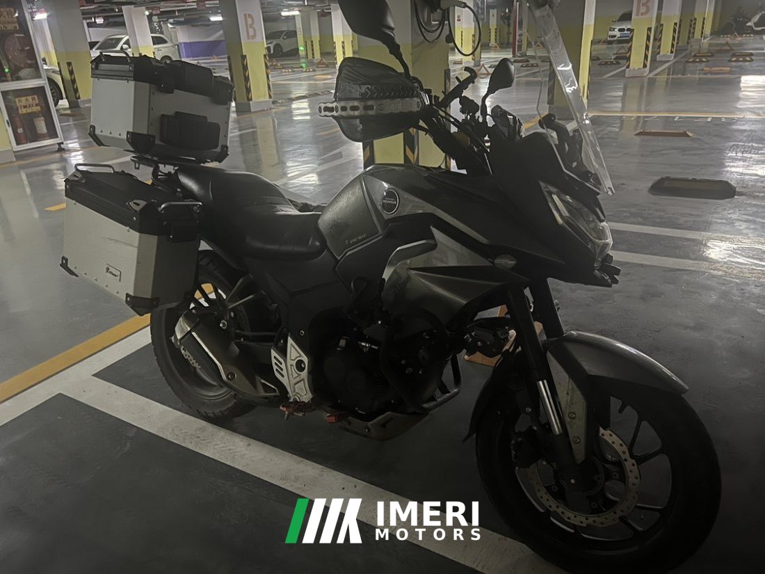 Sundiro Honda CBF190X - мотоцикл из Китая