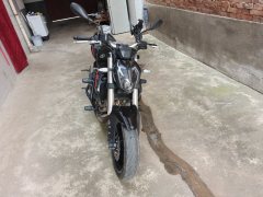 Benelli TNT 300 / BN 302S - фото 1