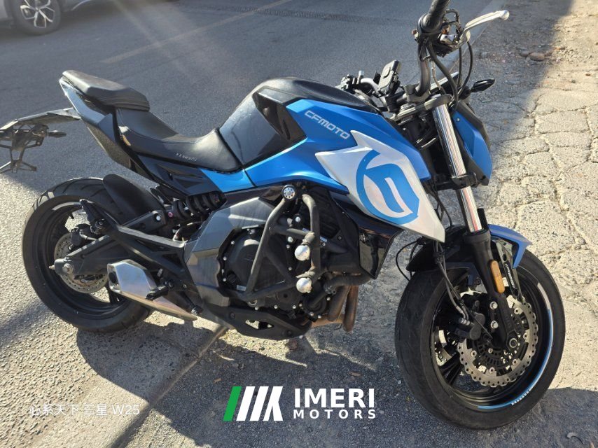 CFMOTO 400NK - мотоцикл из Китая