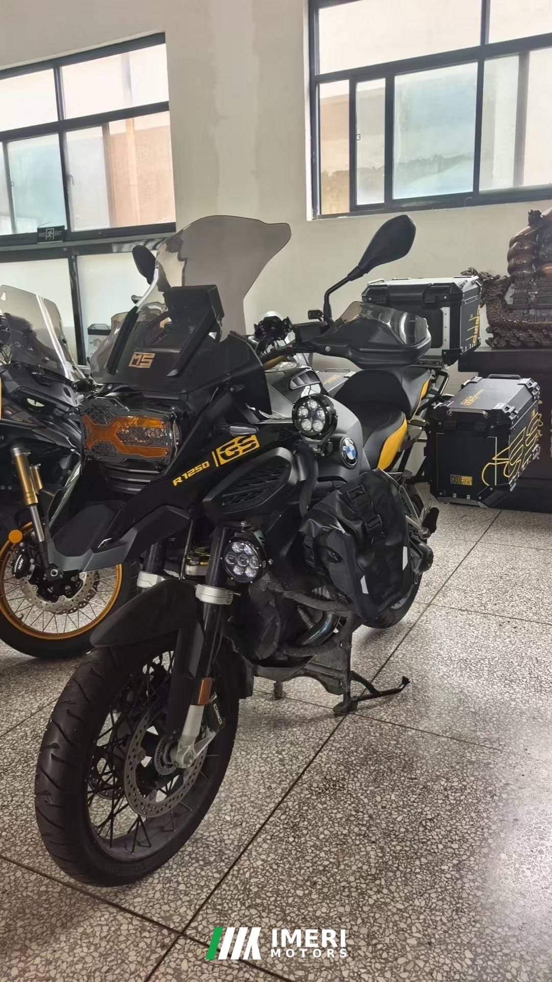 BMW R 1250 GS - мотоцикл из Китая
