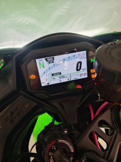 Kawasaki ZX-4R 400 cc - фото 11