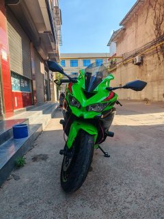 Kawasaki ZX-4R 400 cc - фото 2
