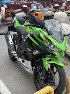 Kawasaki Ninja 400 - фото 2